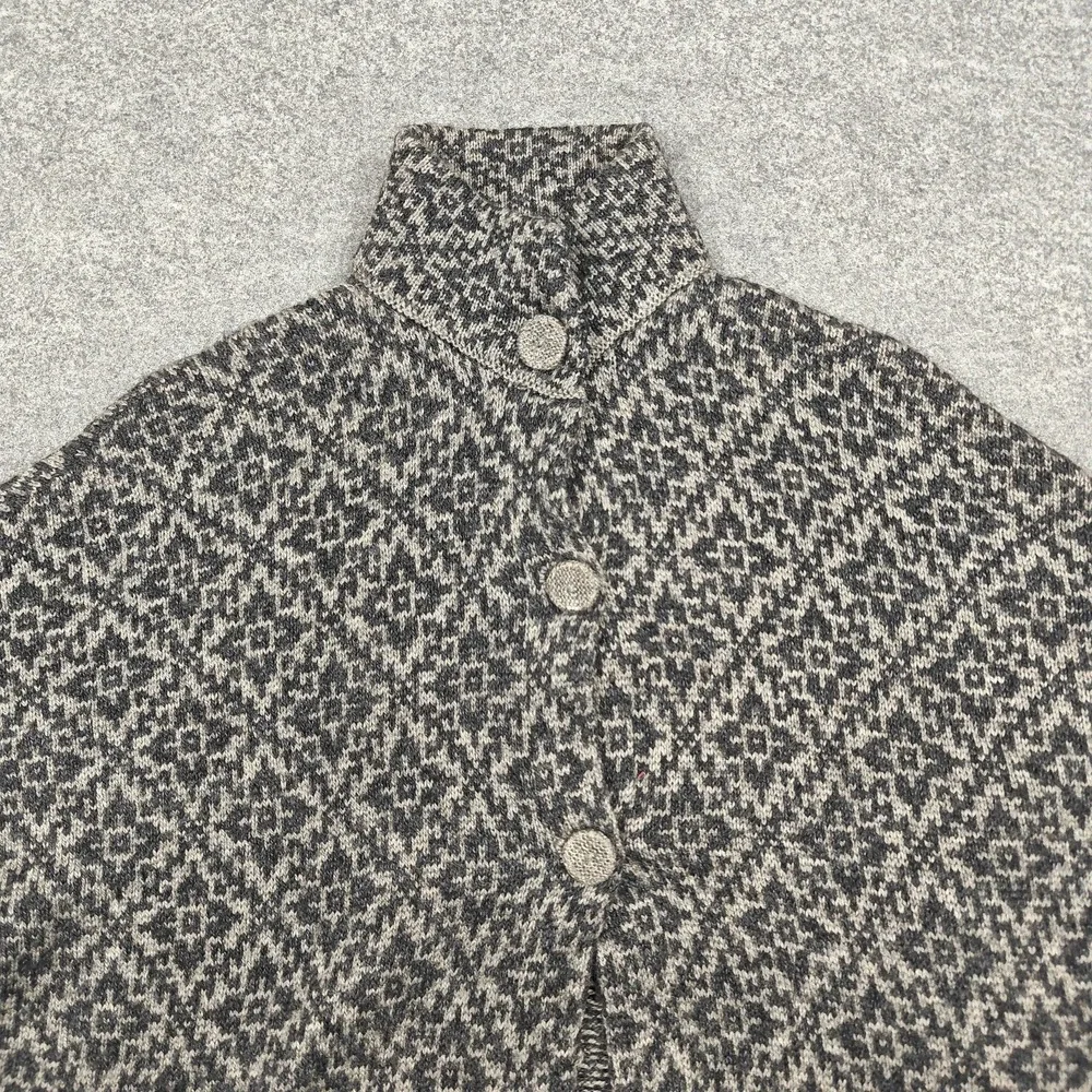 Alpaca Warehouse Poncho Womens Medium Gray Alpaca Knit Button Collared Geometric - Picture 2 of 15